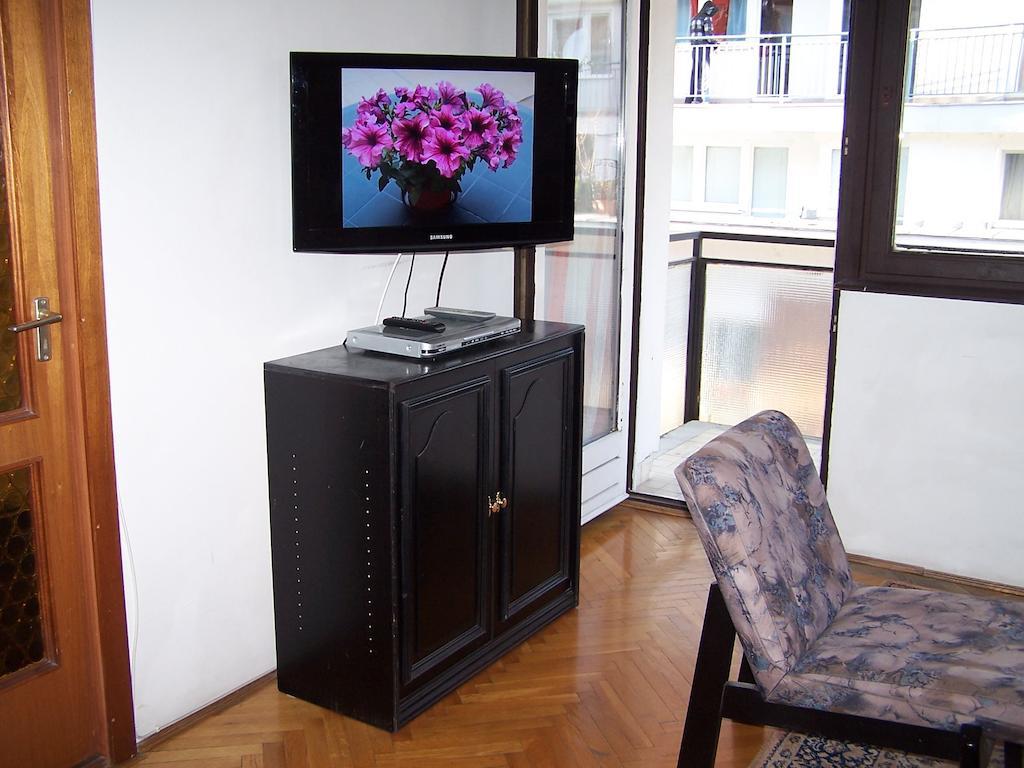 Apartment Sinko - Free Garage Parking, Central, 2 Bedrooms 4 Single Beds, Flexi Check-Out Budapest Kültér fotó